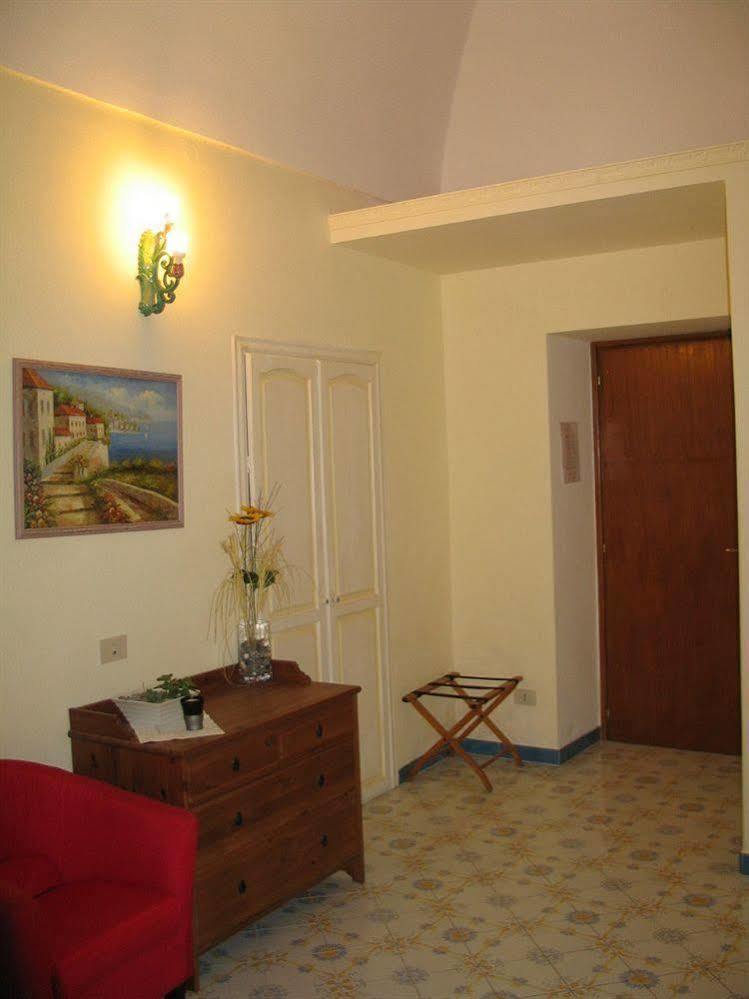 B&B Venus Inn بوسيتانو المظهر الخارجي الصورة